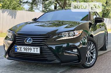 Lexus ES  2017