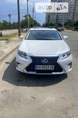 Lexus ES  2014