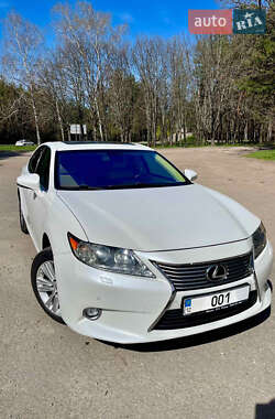 Седан Lexus ES 2013 в Кропивницком фото 2 Седан Lexus ES 2013 в Кропивницком