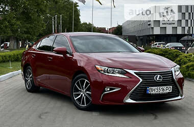 Lexus ES  2015