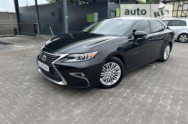 Lexus ES  2018