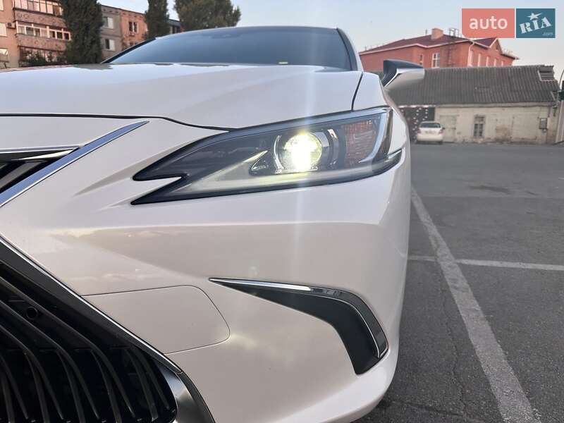 Седан Lexus ES 2020 в Павлограді фото 6 Седан Lexus ES 2020 в Павлограді