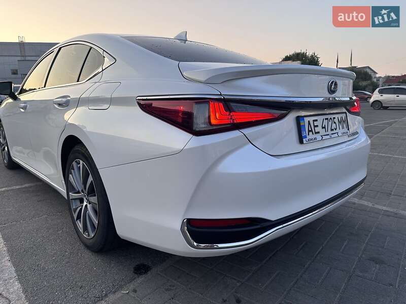 Седан Lexus ES 2020 в Павлограді фото 14 Седан Lexus ES 2020 в Павлограді