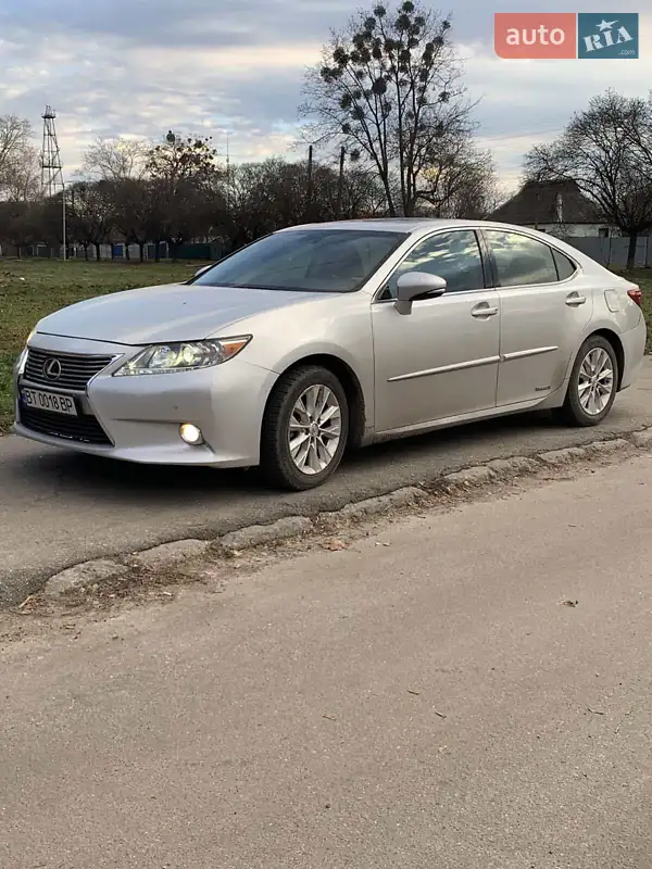Lexus ES 2013