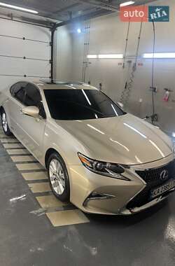 Lexus ES 2014