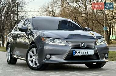 Lexus ES  2013