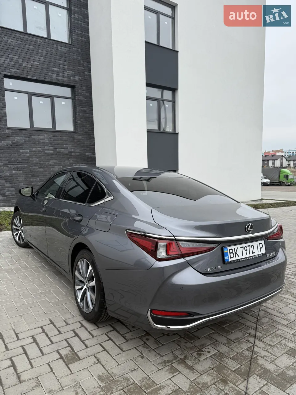 2020 Lexus ES - мініатюра 3
