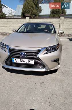 Lexus ES  2012