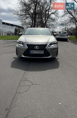 Lexus ES  2016