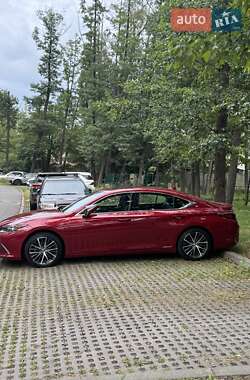Седан Lexus ES 2022 в Києві