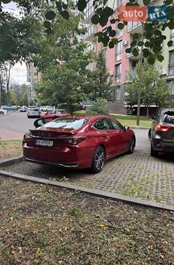 Седан Lexus ES 2022 в Києві