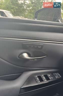 Седан Lexus ES 2022 в Києві