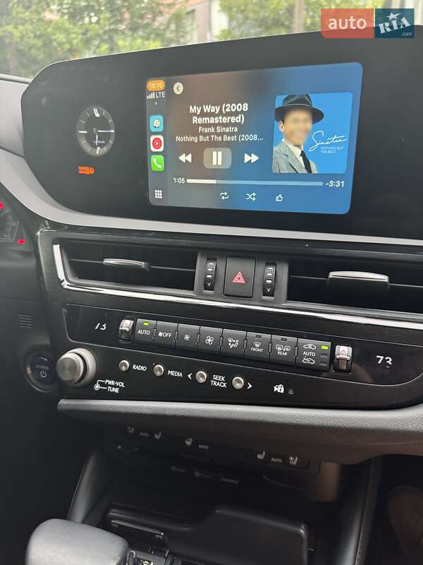 Седан Lexus ES 2022 в Києві
