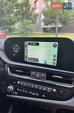 Седан Lexus ES 2022 в Києві