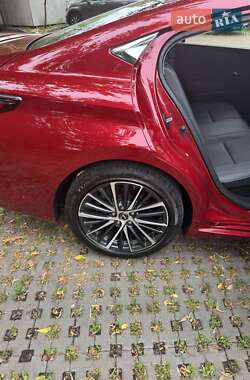 Седан Lexus ES 2022 в Києві