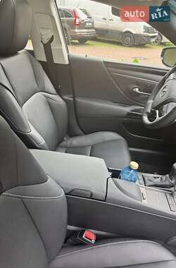 Седан Lexus ES 2022 в Києві
