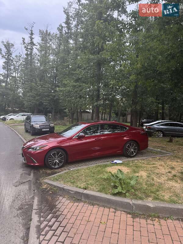 Седан Lexus ES 2022 в Києві