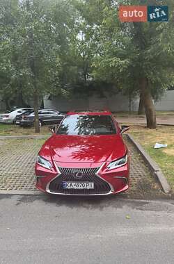 Седан Lexus ES 2022 в Києві