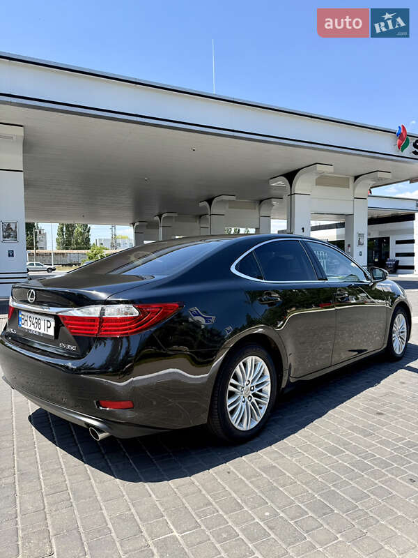 Седан Lexus ES 2012 в Одесі