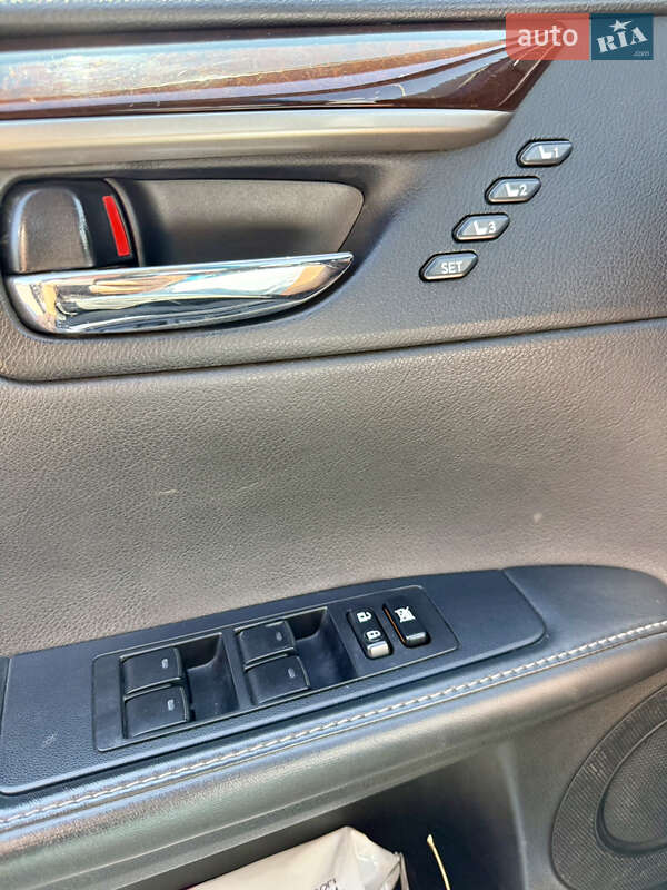 Седан Lexus ES 2012 в Одесі