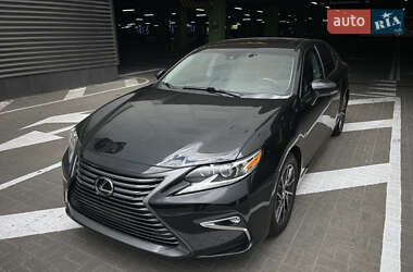 Lexus ES  2016