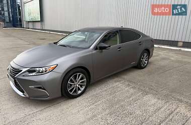 Lexus ES  2015