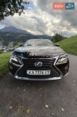 Lexus ES  2017