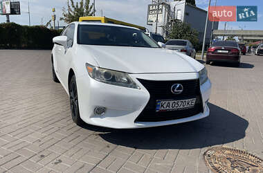 Lexus ES  2013