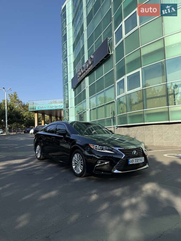Седан Lexus ES 2016 в Одессе