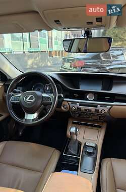 Седан Lexus ES 2016 в Одессе