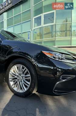 Седан Lexus ES 2016 в Одессе