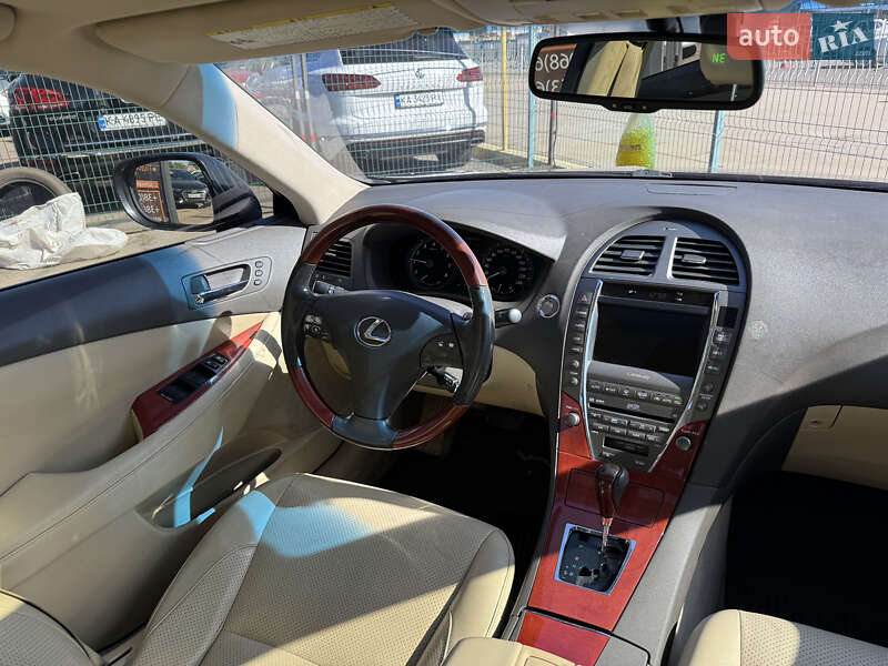 Седан Lexus ES 2006 в Киеве