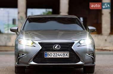 Lexus ES  2015