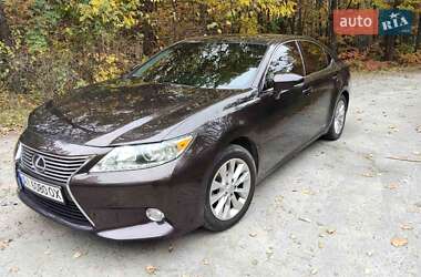 Lexus ES  2012