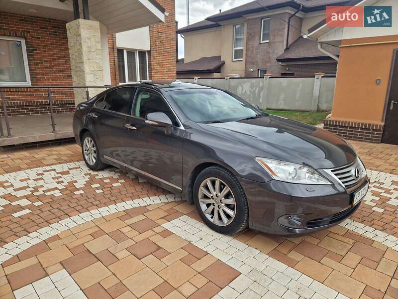 Седан Lexus ES 2010 в Запоріжжі