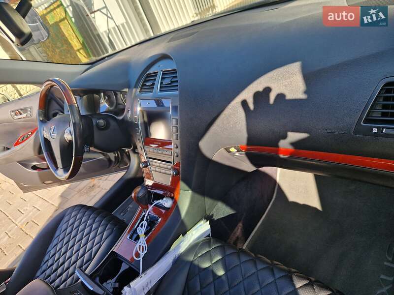 Седан Lexus ES 2010 в Запоріжжі