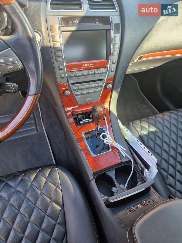 Седан Lexus ES 2010 в Запоріжжі