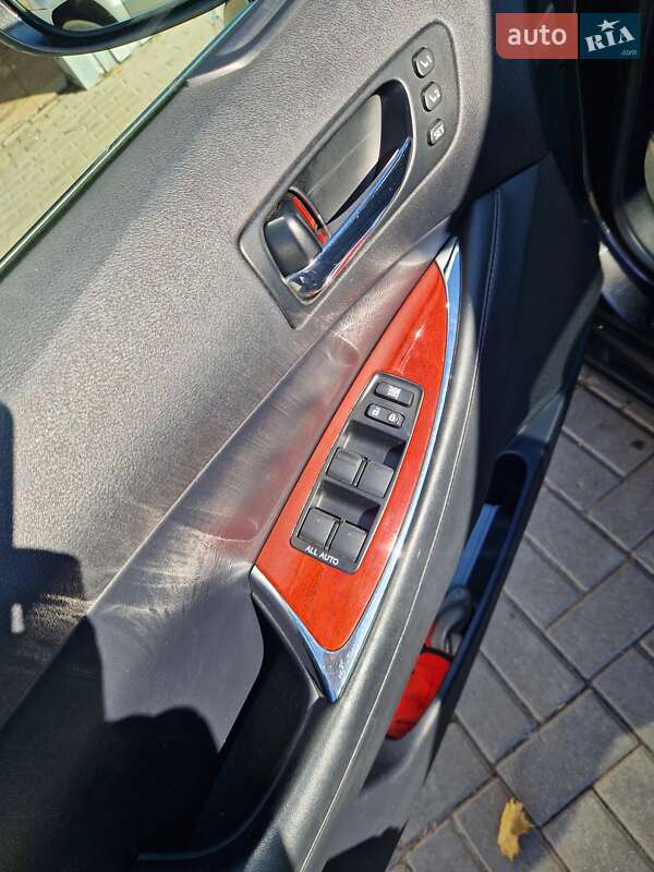 Седан Lexus ES 2010 в Запоріжжі