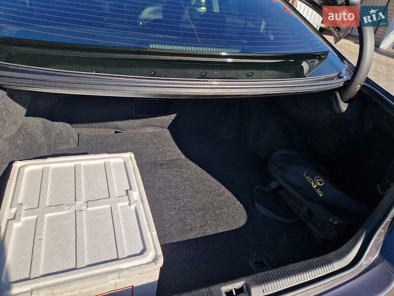 Седан Lexus ES 2010 в Запоріжжі