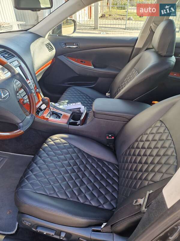 Седан Lexus ES 2010 в Запоріжжі