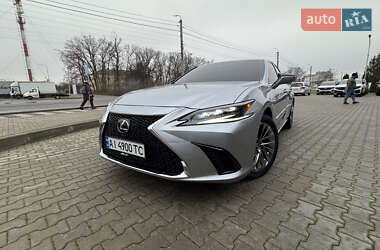 Lexus ES  2023