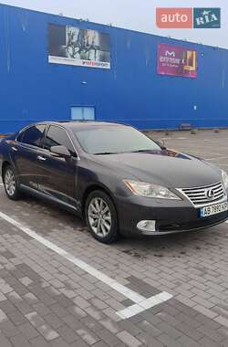Lexus ES  2011