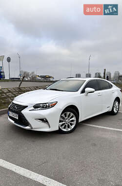Lexus ES  2013