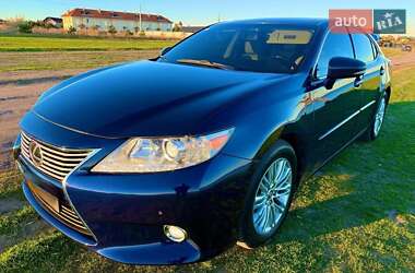 Lexus ES  2015