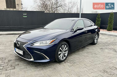 Lexus ES  2019