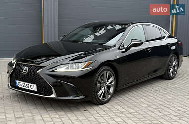 Lexus ES  2019