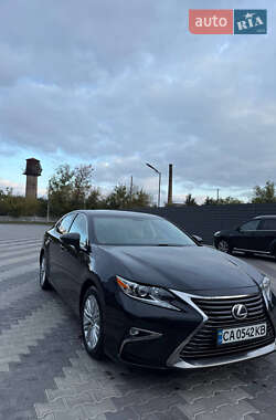 Lexus ES 2017