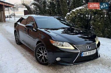 Lexus ES  2013