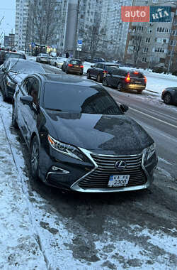 Lexus ES  2016