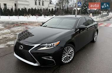 Lexus ES  2012